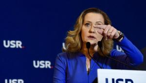 Lasconi: în lipsa unei comunicări transparente, înfloresc teorii ale conspirației și actuala putere toarnă apă la rădăcina izolaționiștilor