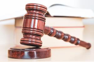 Cine ia mită să plătească! USR propune modificarea Codului penal astfel încât cei care au luat mită să nu mai scape de răspundere penală