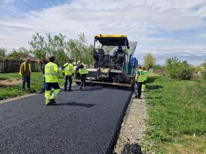 Drumurile județene din județul Arad, în proces intens de asfaltare