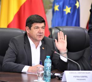 Costel Fotea, CJ Galați: proiect-pilot pe drumurile județene, prin care au fost montați senzori de alarmare la peste 50 de stâlpi de iluminat