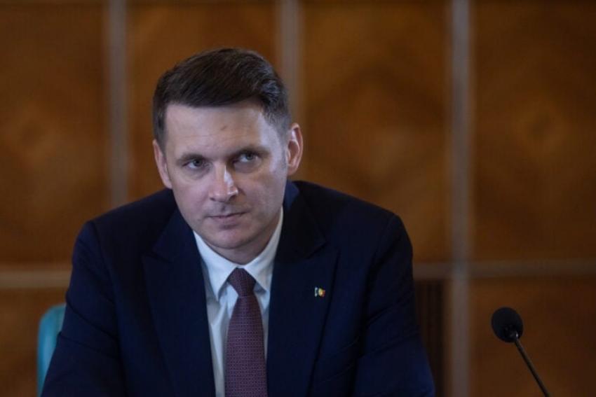 Președintele Senatului: Decizia coaliției este de a sprijini reducerea parlamentarilor