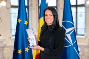 Cristina Neagu, decorată cu Ordinul Național Serviciul Credincios în Grad de Cavaler