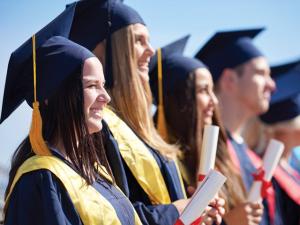 Diplome universitare cu cod QR. Prin scanare se va accesa o bază de date care va arăta parcursul academic al titularului diplomei