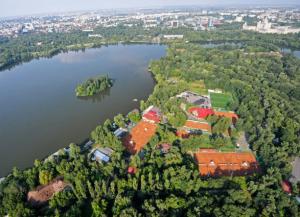 Parcul Herăstrău intră &icirc;n reabilitare: lucrări la maluri, pontoane și alei