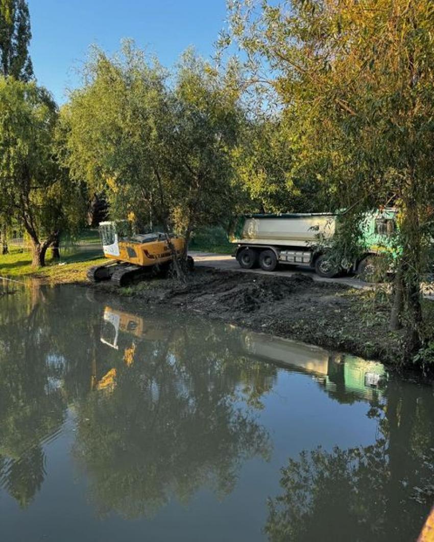 Decolmatarea Lacului Tineretului după un sfert de secol