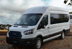 Primul județ din România semnează contractul pentru furnizarea microbuzelor electrice școlare, prin PNRR