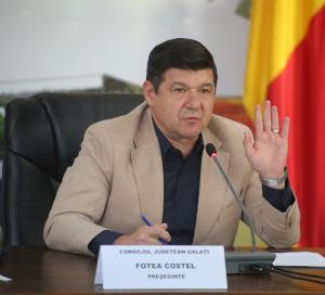 Ample lucrări de modernizare a drumurilor din județul Galați. Costel Fotea: Un fost drum de piatră este refăcut de la zero