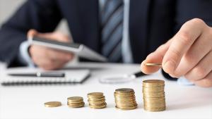 Guvernul majorează salariul minim; impact estimat de peste 500 de milioane de lei la buget