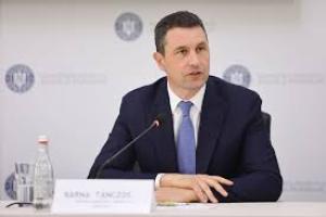 T&aacute;nczos Barna anunță ajutoare pentru crescătorii de porci și producătorii de lapte