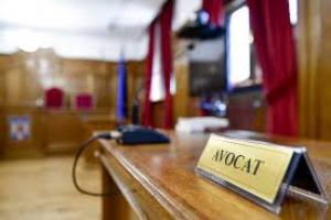 Decizie. Salariul profesorilor din învăţământul primar angajați în regim de plată cu ora include majorarea cu 10%