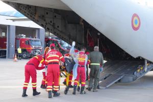 Militarii răniți &icirc;n explozia de la Botoșani, transferați de urgență &icirc;n Belgia cu o aeronavă Spartan