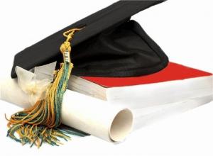 Studenții români de pretutindeni ar putea primi mai multe burse în același timp