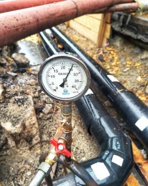 &Icirc;ncă gouă tronsoane de conductă de termoficare finalizate