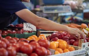 Florin Barbu anunță că &icirc;ncep lucrările la primele centre de legume și fructe