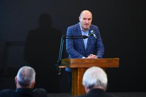 Scandal la ELCEN. Directorul general și directorul comercial sunt suspectați că au luat mită