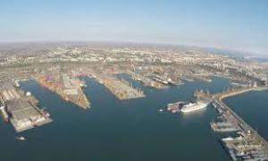 Investiții în infrastructură. Guvernul alocă bani pentru Portul Constanța și alte proiecte feroviare și rutiere