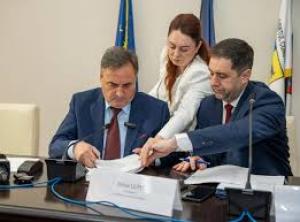 A fost suplimentat numărul de microbuze electrice pentru elevii din județul Constanța!